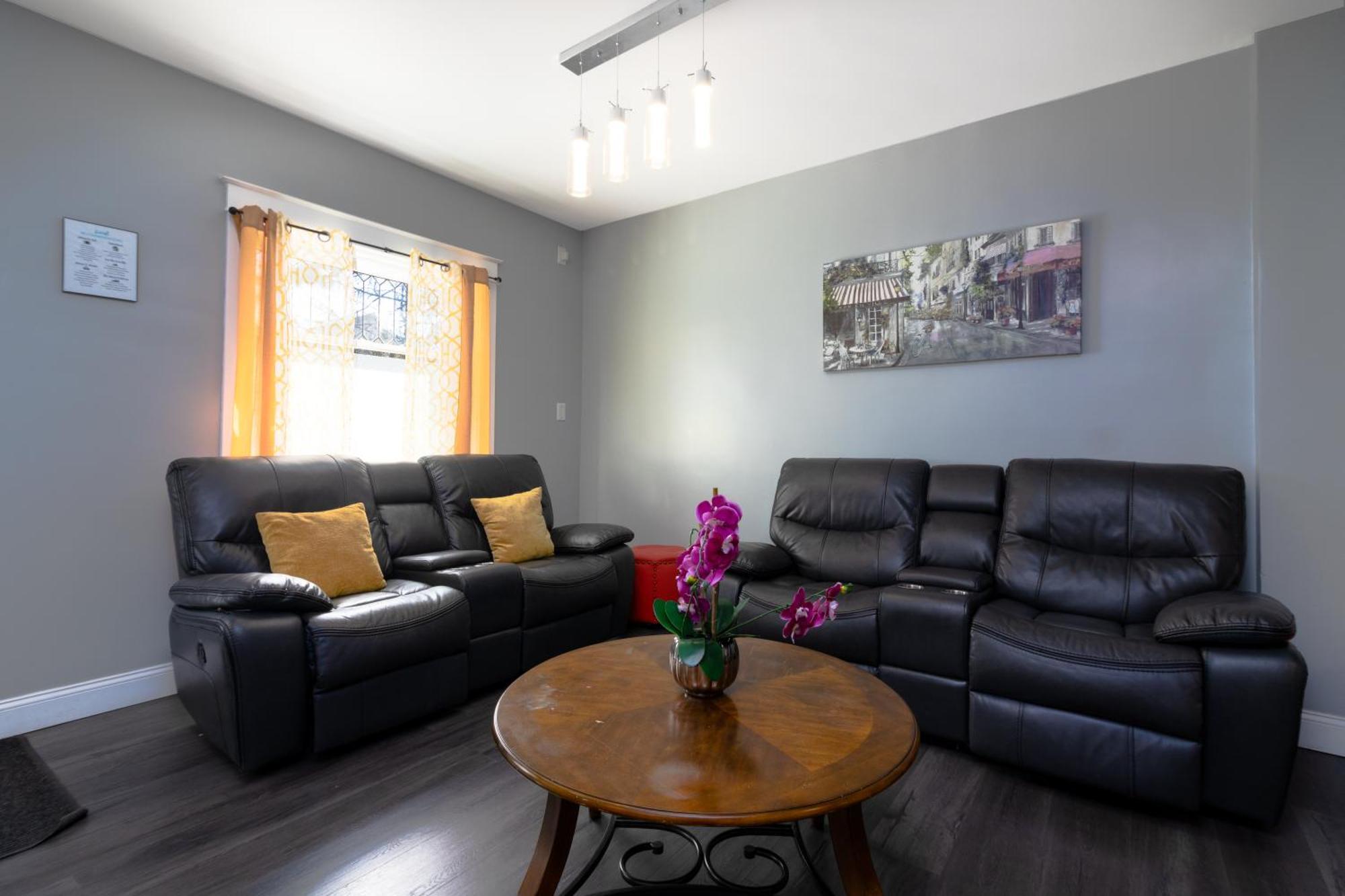 Sprawling 8Br Home Ideal For Large Groups In Niagara Falls Ny Exterior foto